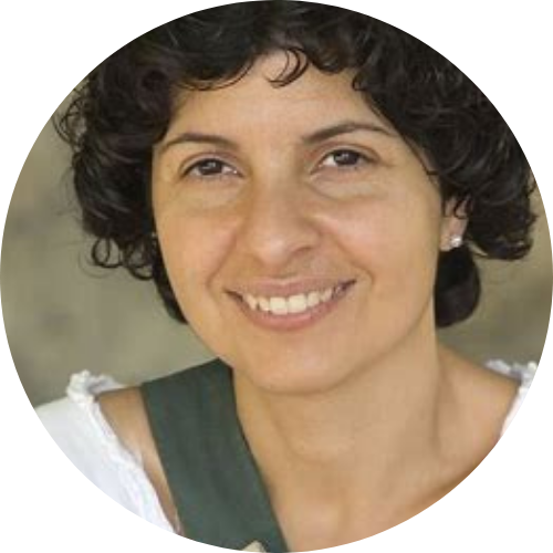 🗹 Carolina T. - Compradora de Facebook